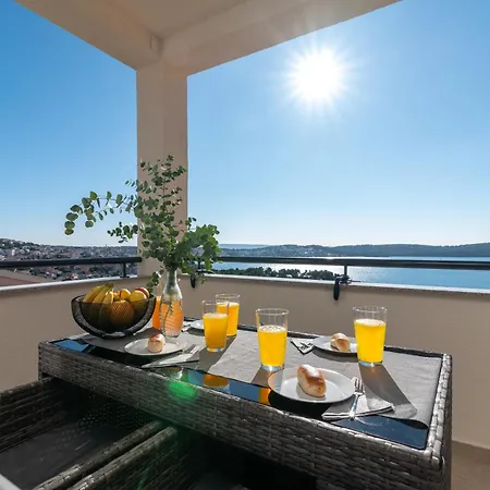 شقة Pinocchio تروغير